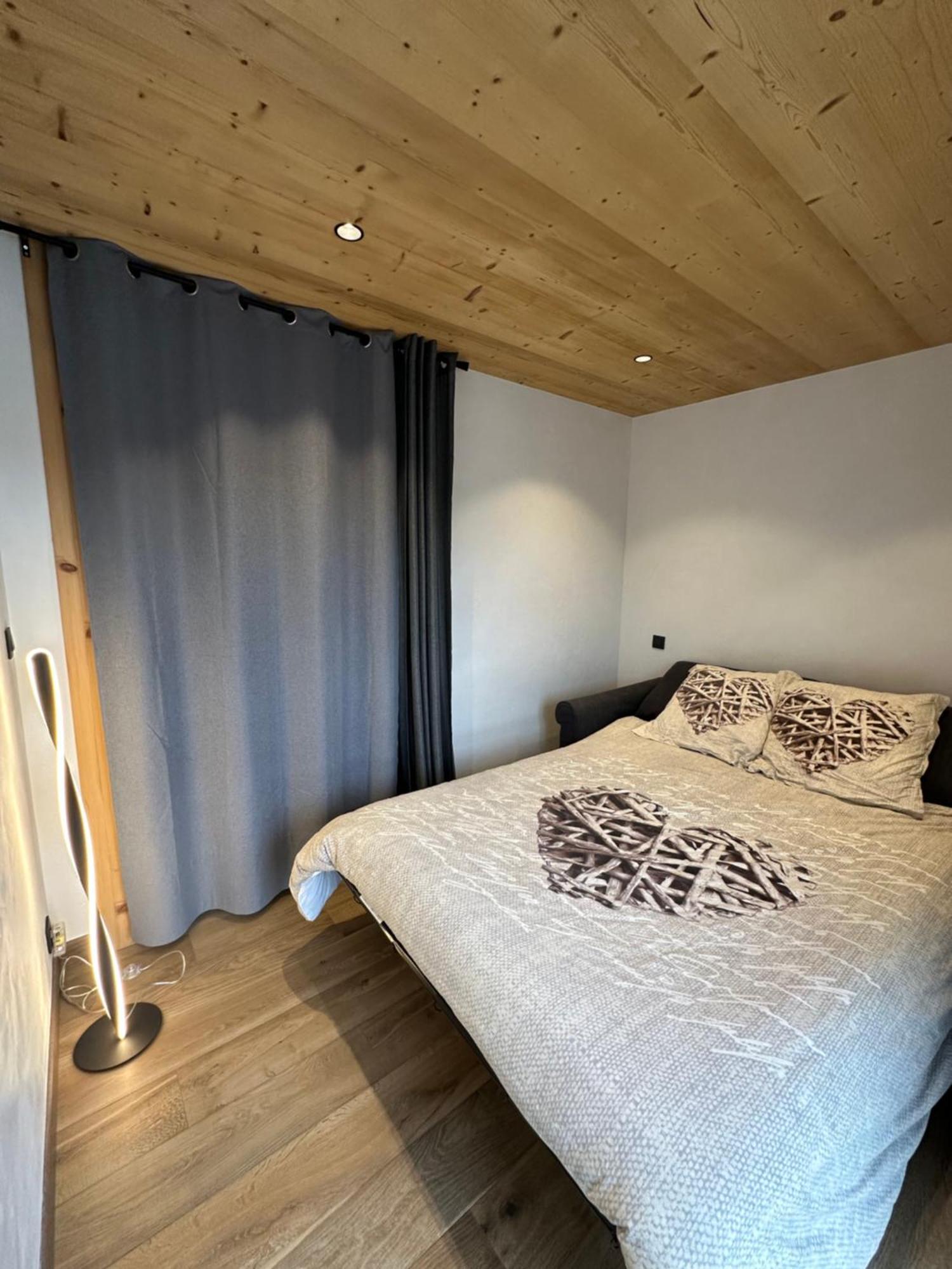 Luxueux Appartement T4 - Lac 5 Min - Parkings Privatifs - Vue Lac Et Montagne Annecy Ngoại thất bức ảnh