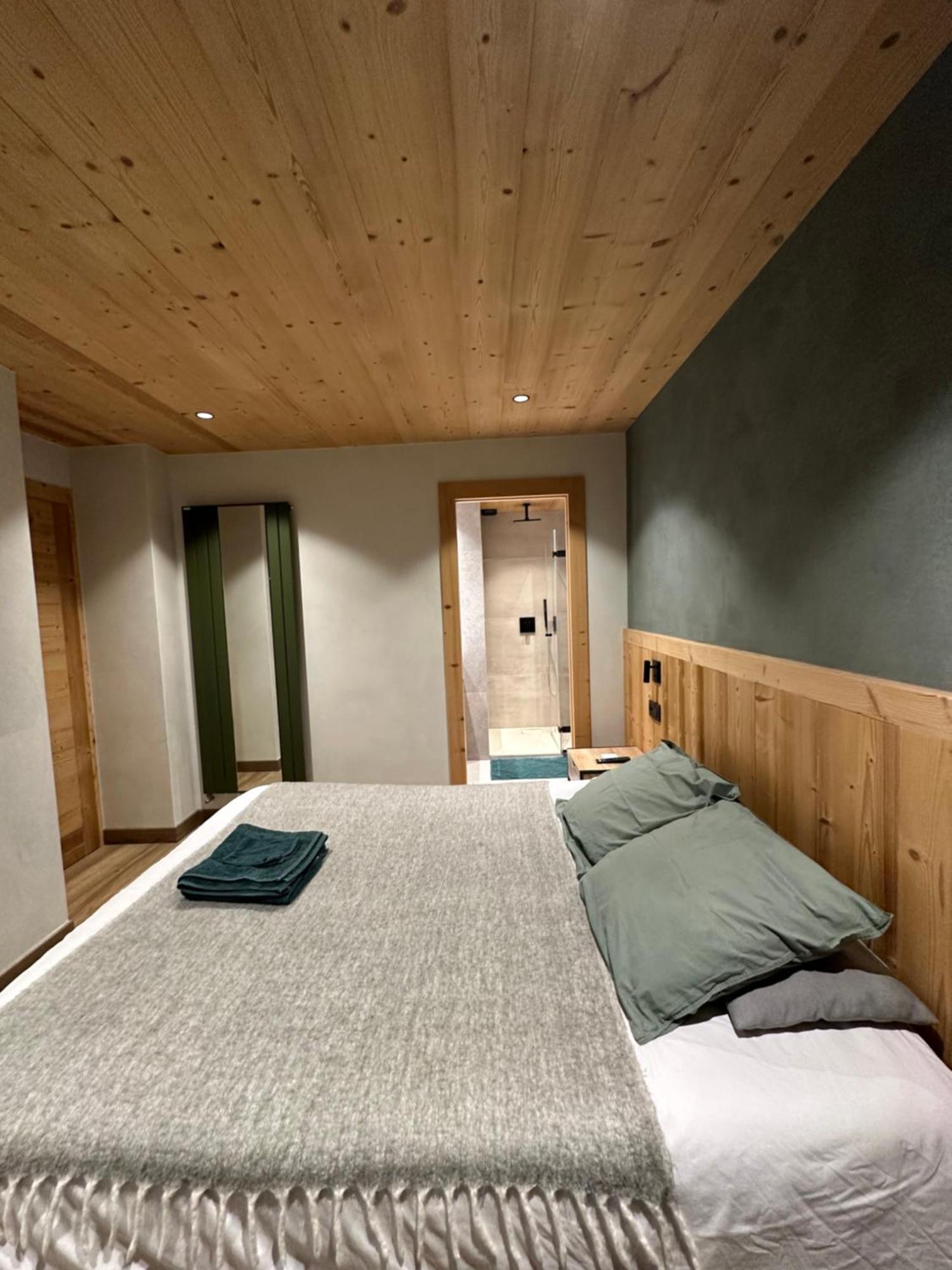 Luxueux Appartement T4 - Lac 5 Min - Parkings Privatifs - Vue Lac Et Montagne Annecy Ngoại thất bức ảnh
